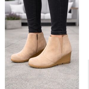 SOREL Women's Evie
 Ankle Boots